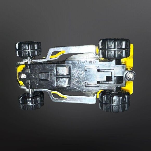 Vintage Hot Wheels 1997 Edelbrock Good Year No. 3 Racing Die Cast Car - Picture 9 of 9